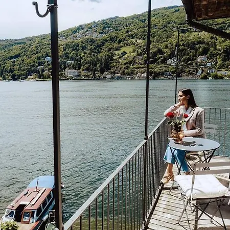 Penthouse On Isola Dei Pescatori סטרסה
