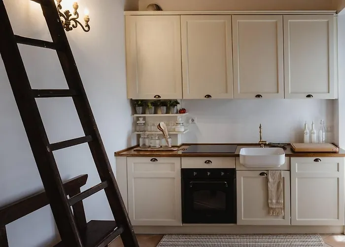 Penthouse On Isola Dei Pescatori 아파트