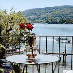 Penthouse On Isola Dei Pescatori 아파트