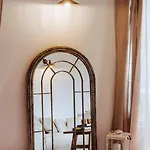 아파트 Penthouse On Isola Dei Pescatori *